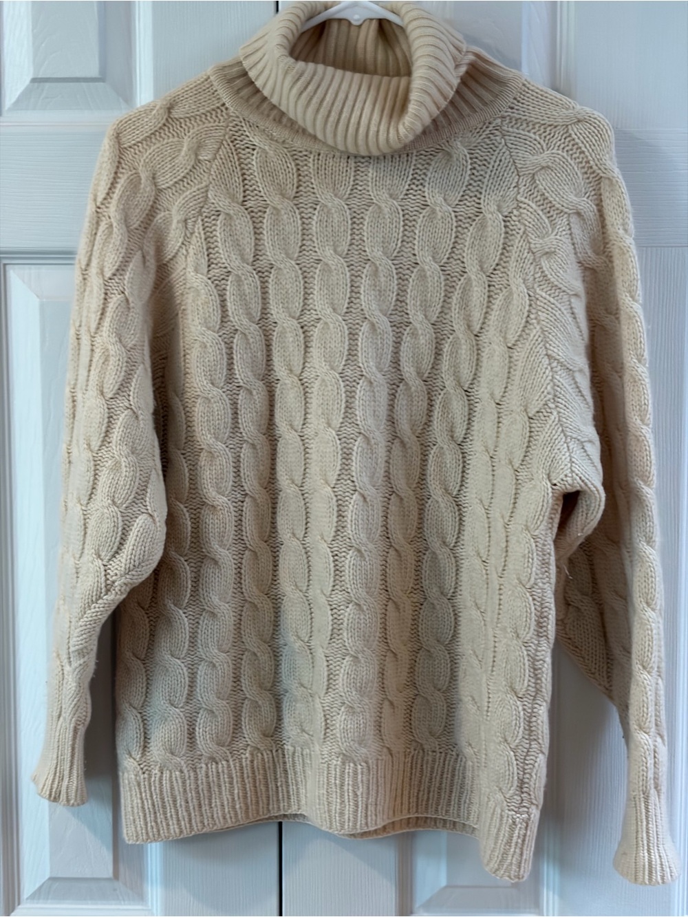 Nordstrom Off-White Cable Knit Cashmere Turtleneck Sweater Size M